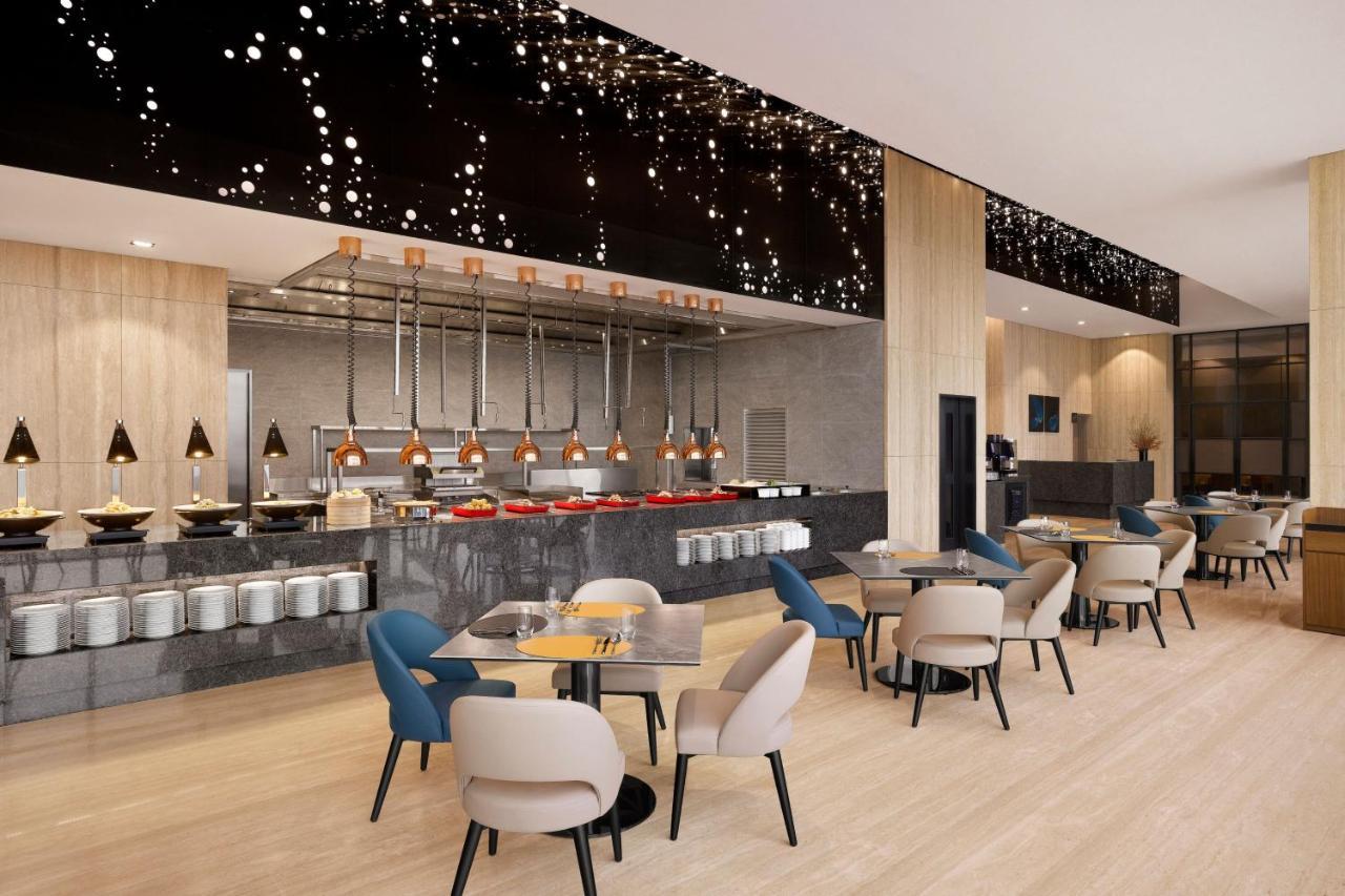Four Points By Sheraton Сувон Экстерьер фото