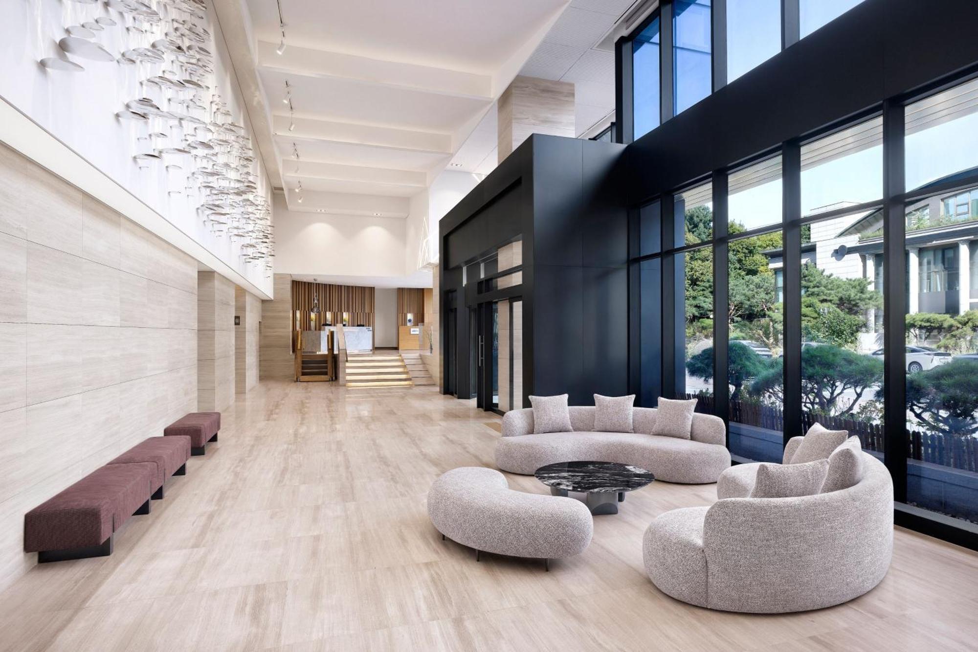 Four Points By Sheraton Сувон Экстерьер фото