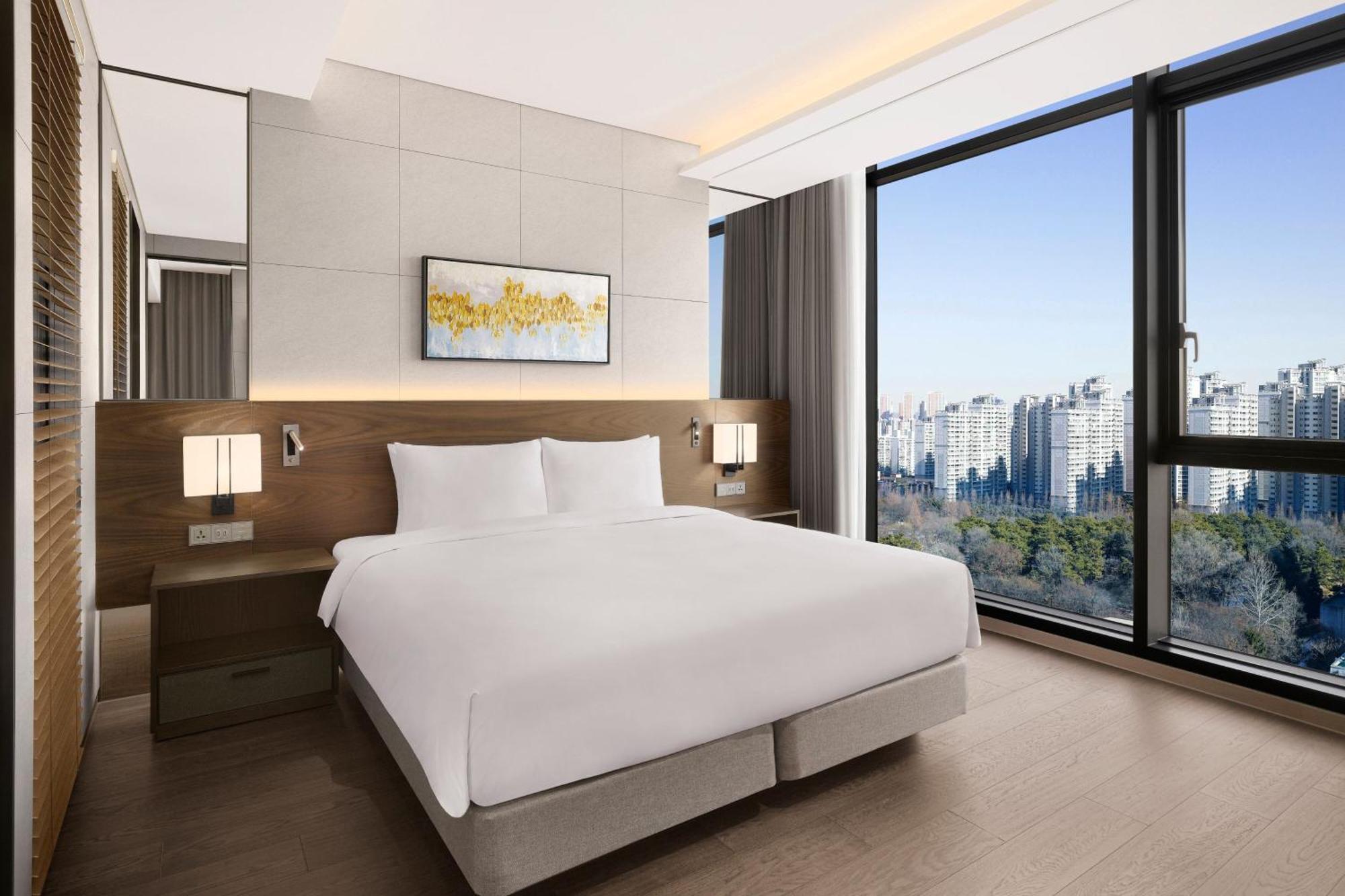 Four Points By Sheraton Сувон Экстерьер фото