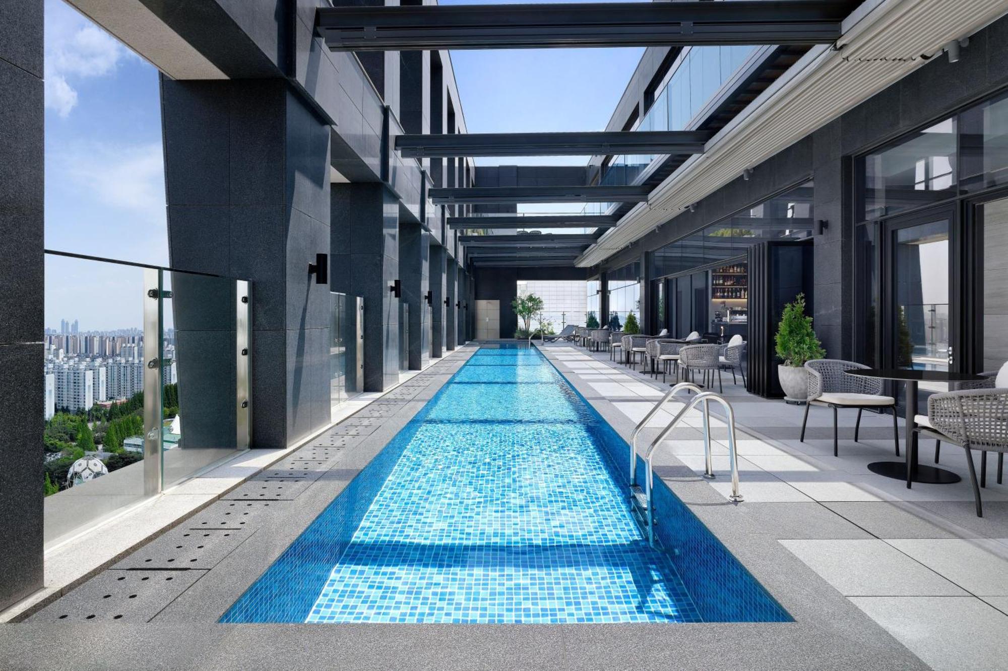 Four Points By Sheraton Сувон Экстерьер фото