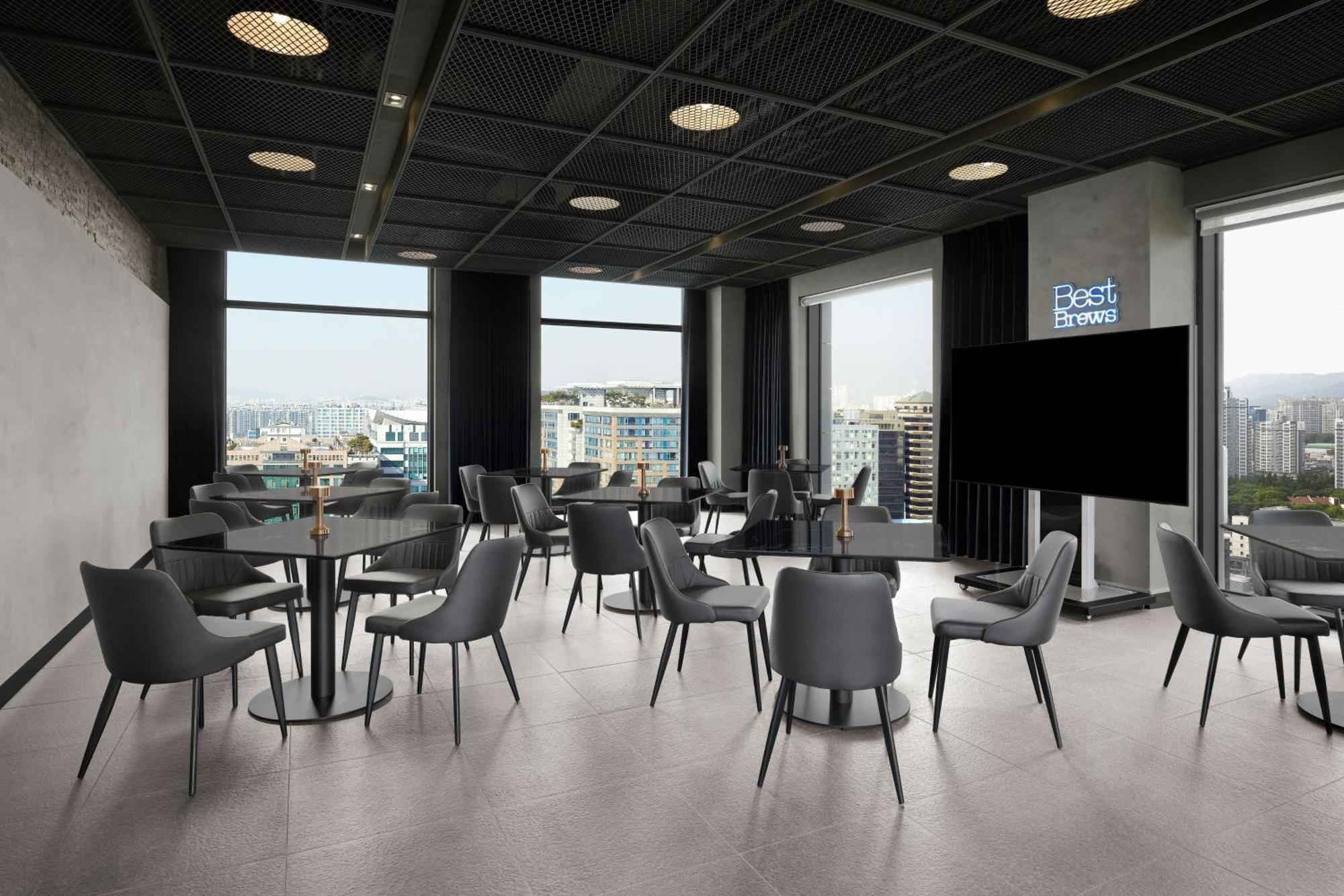 Four Points By Sheraton Сувон Экстерьер фото