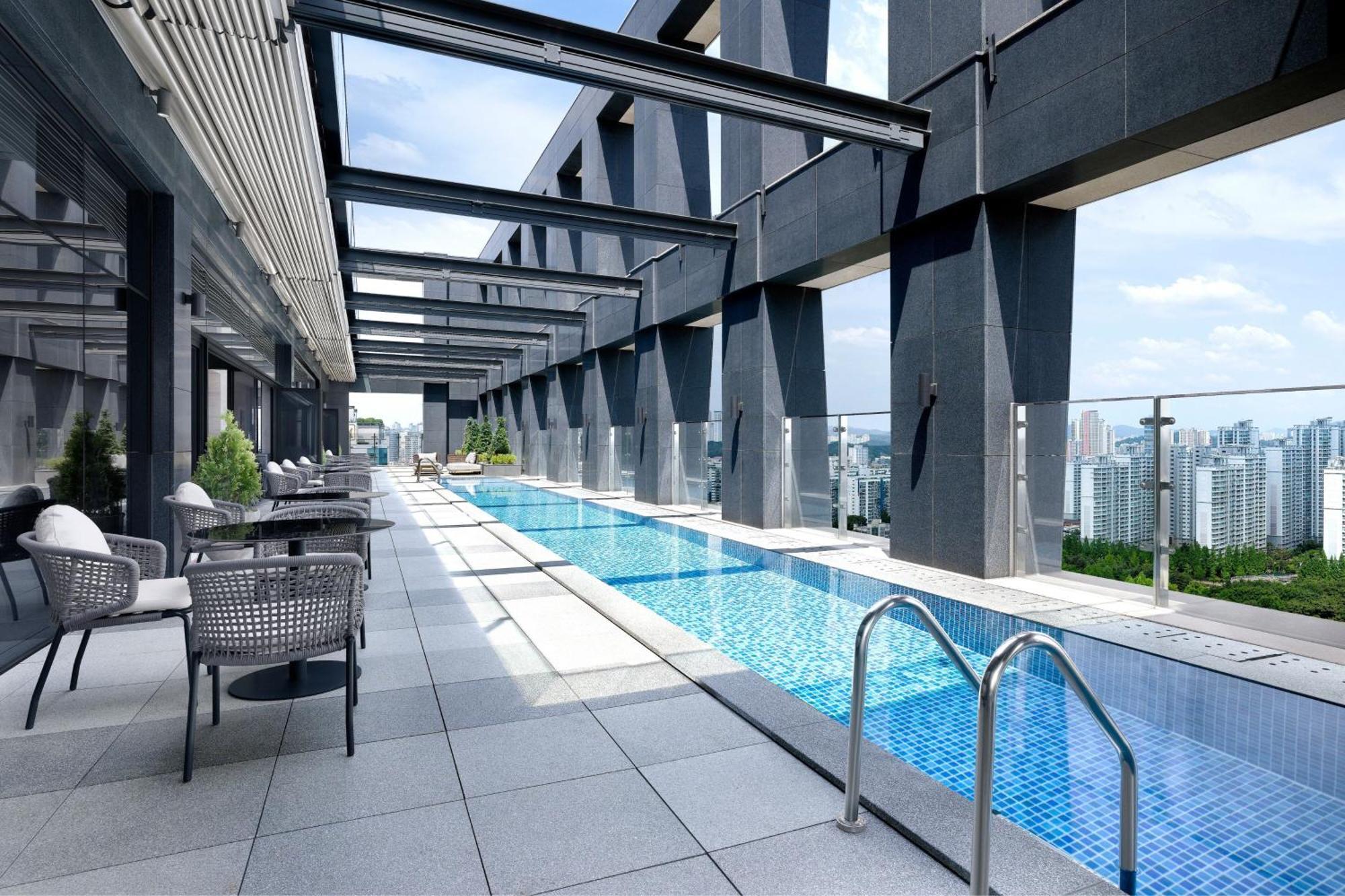 Four Points By Sheraton Сувон Экстерьер фото